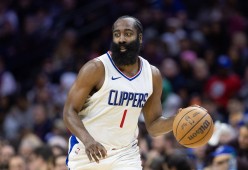 哈登连续十五场比赛得分超过重要助攻，巴塞罗那不断突破！