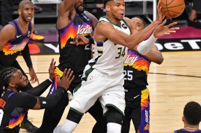 字母哥爆冷击败G2，赛事规则更新引爆全场！的简单介绍